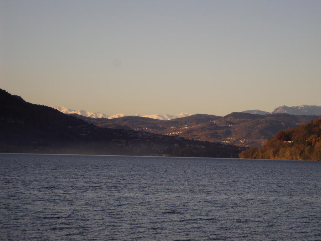 Casa De Val Lejlighed Calceranica al Lago Eksteriør billede